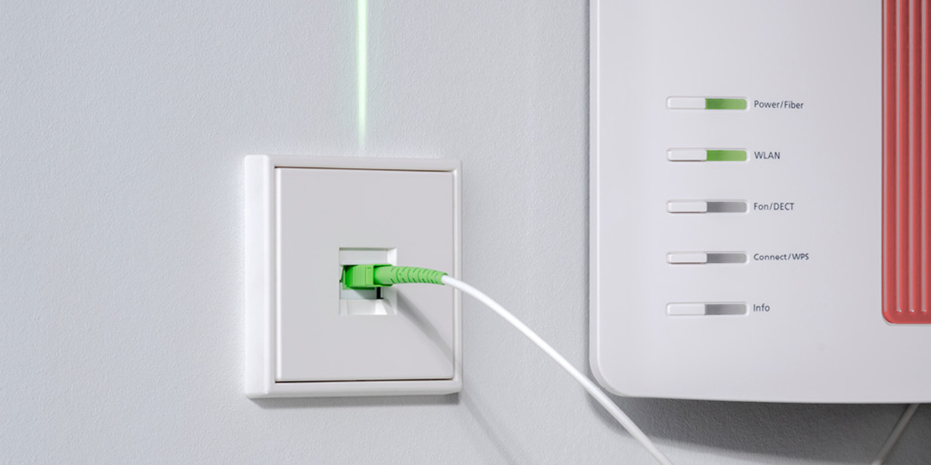 Die neuen Glasfaser-Anschlussdosen bei EH-TEC GmbH in Kitzingen