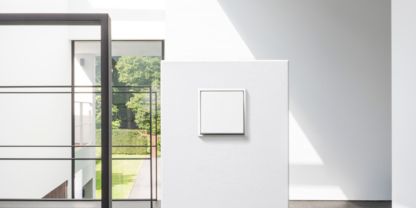 JUNG Schalterprogramme bei EH-TEC GmbH in Kitzingen